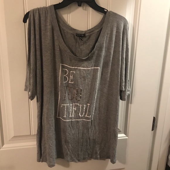 Tops - Target Tee 🤍